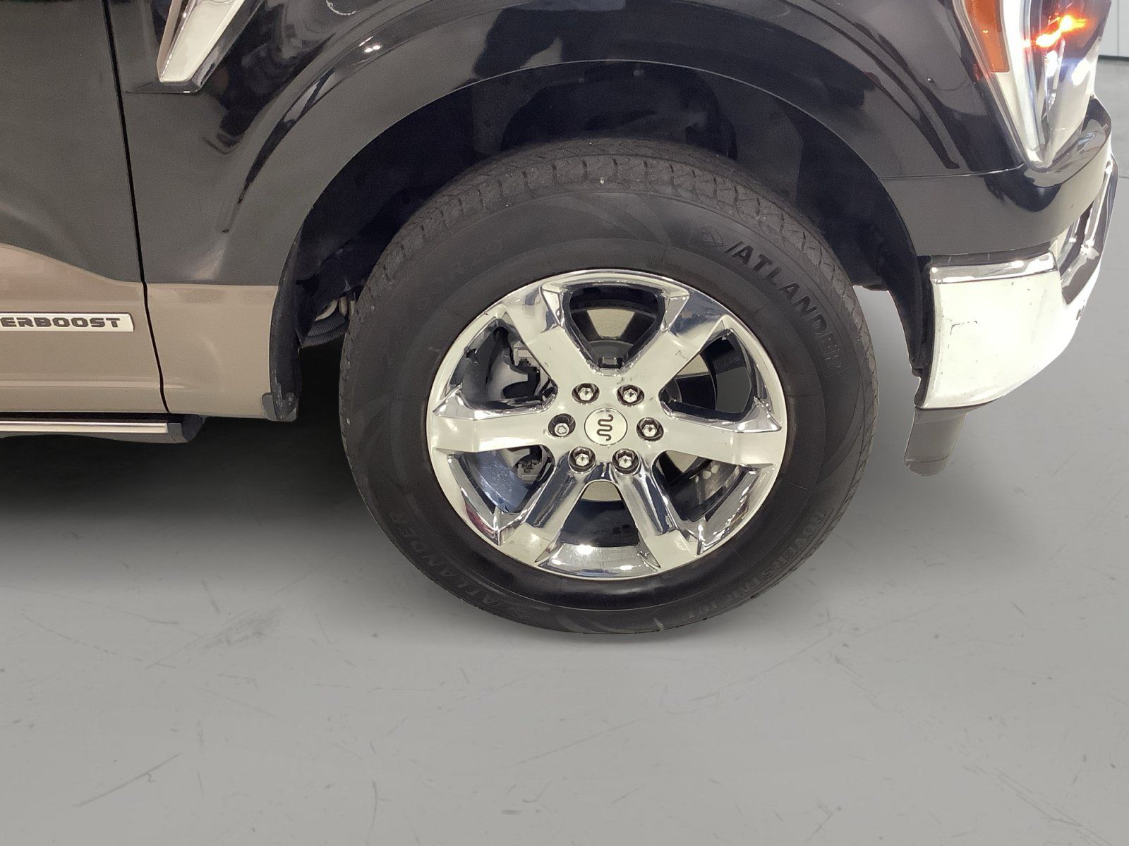 Used 2023 Ford F150 King Ranch w/ Equipment Group 601A High AWD/4WD image 10