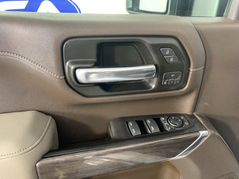 Used 2020 Chevrolet Silverado 2500 LTZ w/ LTZ Premium Package AWD/4WD image 13