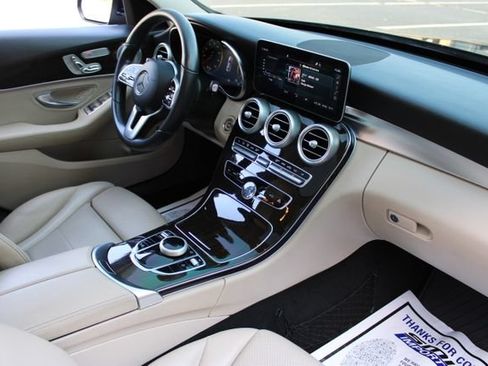 Used 2021 Mercedes-Benz C 300 Sedan image 12