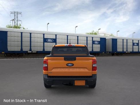 New 2026 Ford Maverick Lariat image 5