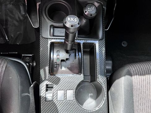 Used 2022 Toyota 4Runner TRD Off-Road AWD/4WD image 31