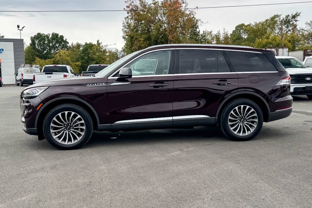 Used 2024 Lincoln Aviator AWD w/ Premium Package image 6
