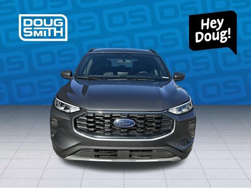 Used 2025 Ford Escape ST-Line image 6