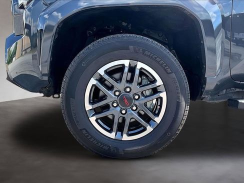 Used 2024 Toyota Tacoma TRD Sport RWD image 31