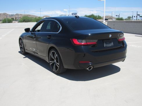 Used 2024 BMW 330i Sedan w/ Premium Package RWD image 6