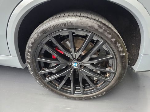 Used 2024 BMW X5 sDrive40i w/ M Sport Package RWD image 17