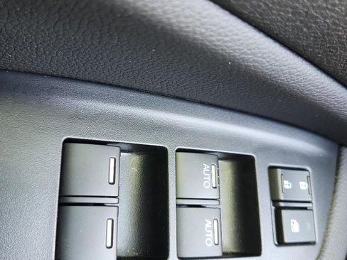 Used 2025 Honda Ridgeline TrailSport image 21