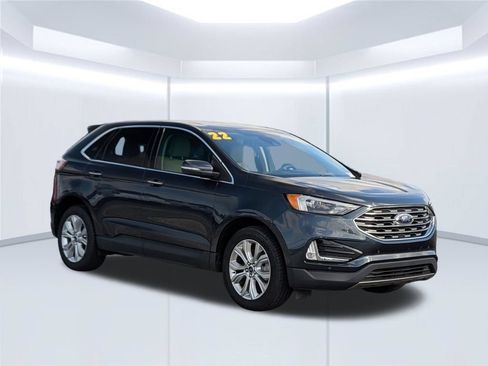 Used 2022 Ford Edge Titanium AWD/4WD image 9