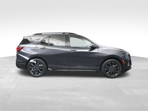 Used 2023 Chevrolet Equinox RS w/ RS Leather Package FWD image 6