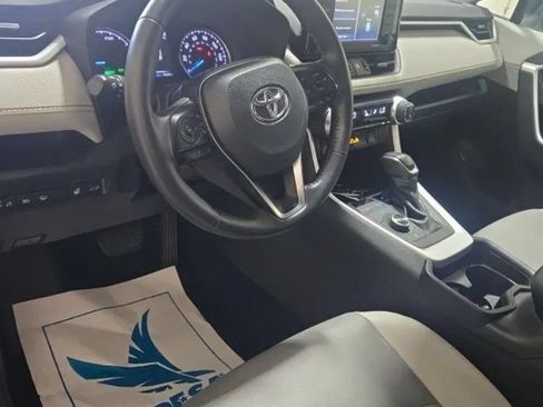 Used 2021 Toyota RAV4 XLE Premium AWD/4WD image 2