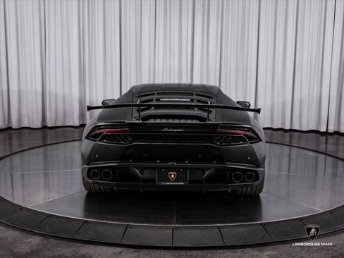 Used 2015 Lamborghini Huracan LP 610-4 AWD/4WD image 12