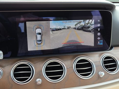 Used 2023 Mercedes-Benz E 350 Sedan image 26