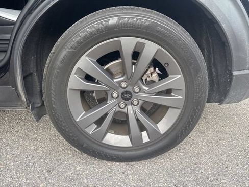 Used 2021 Ford Explorer XLT w/ Equipment Group 202A RWD image 15