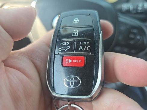 Certified 2024 Toyota RAV4 XSE w/ Weather Package AWD/4WD image 20