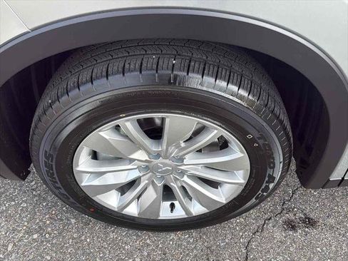 New 2026 Mitsubishi Outlander ES image 11