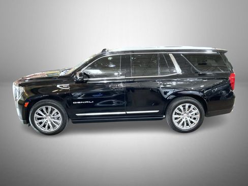 Used 2021 GMC Yukon Denali w/ Denali Ultimate Package image 8