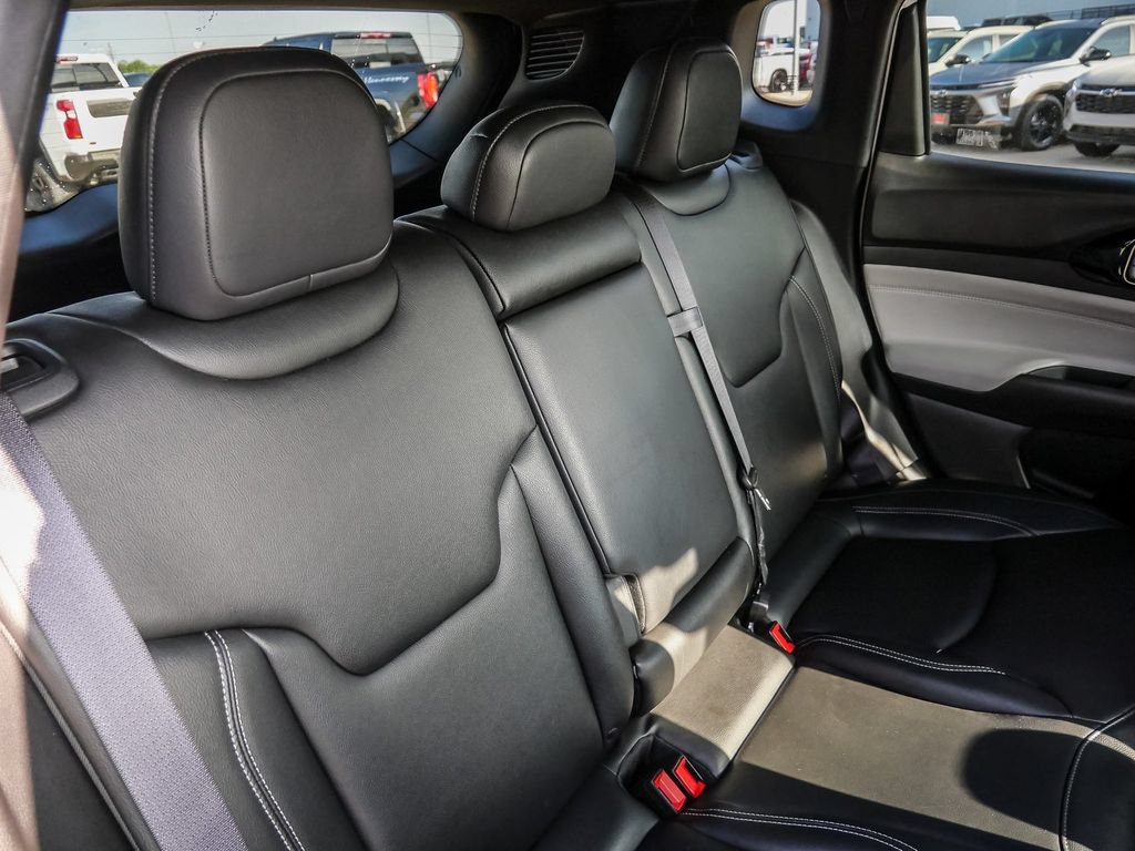 Used 2025 Jeep Compass Limited AWD/4WD image 22