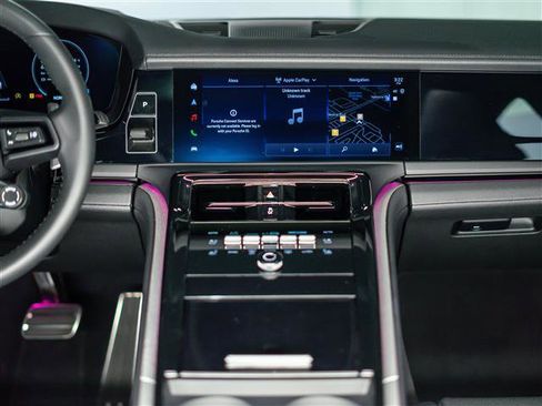 Certified 2026 Porsche Panamera 4 AWD/4WD image 23