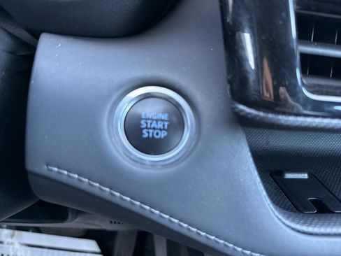 Used 2021 Toyota Highlander XSE image 14