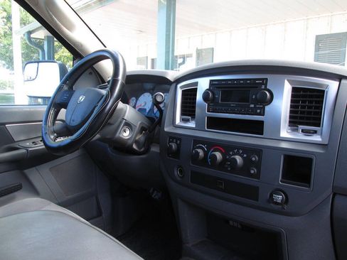 Used 2007 Dodge Ram 2500 Truck SLT w/ Light Group AWD/4WD image 24