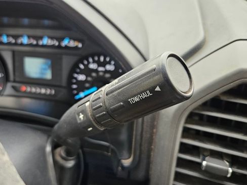 Used 2019 Ford F250 XL w/ Power Equipment Group RWD image 10