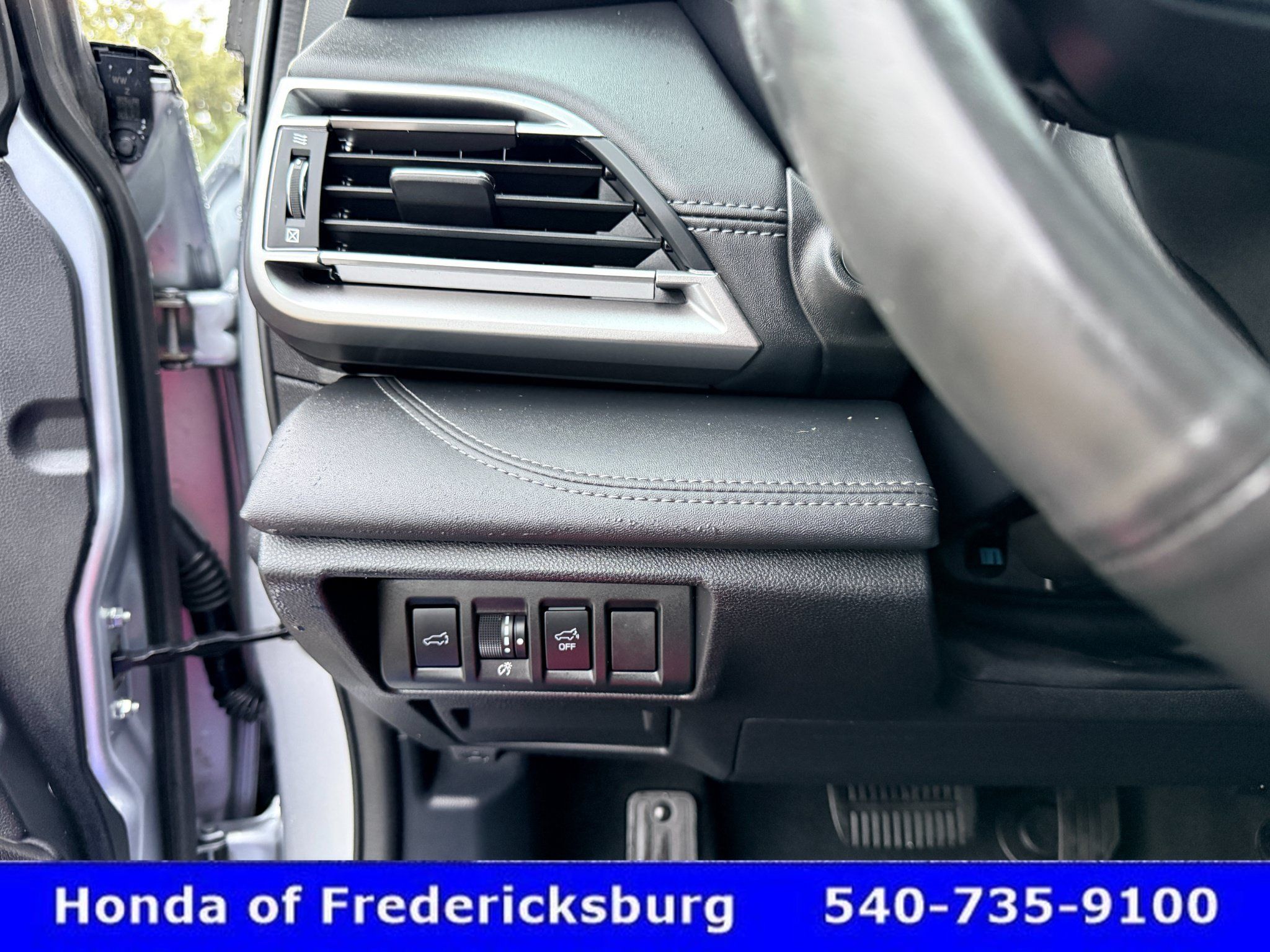 Used 2024 Subaru Outback Touring AWD/4WD image 42