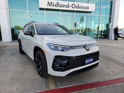 New 2026 Volkswagen Tiguan SE R-Line