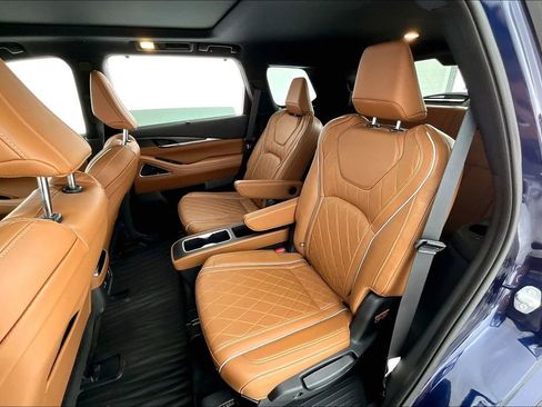 Used 2025 INFINITI QX60 Autograph w/ Cargo Package image 32