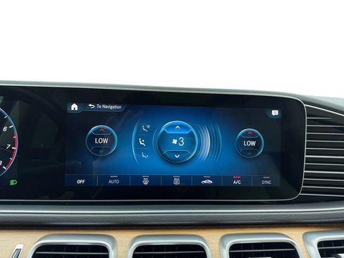 Used 2023 Mercedes-Benz GLE 350 4MATIC w/ Premium Package image 26