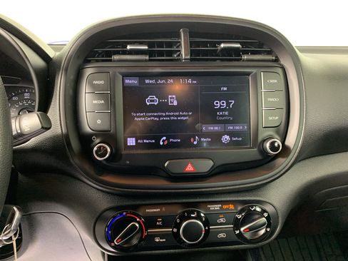 Used 2022 Kia Soul LX w/ Technology Package FWD image 25