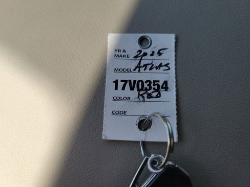 New 2025 Volkswagen Atlas SEL image 33