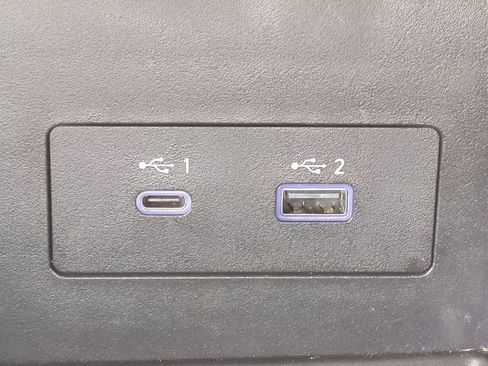 Used 2025 Nissan Pathfinder SV image 22