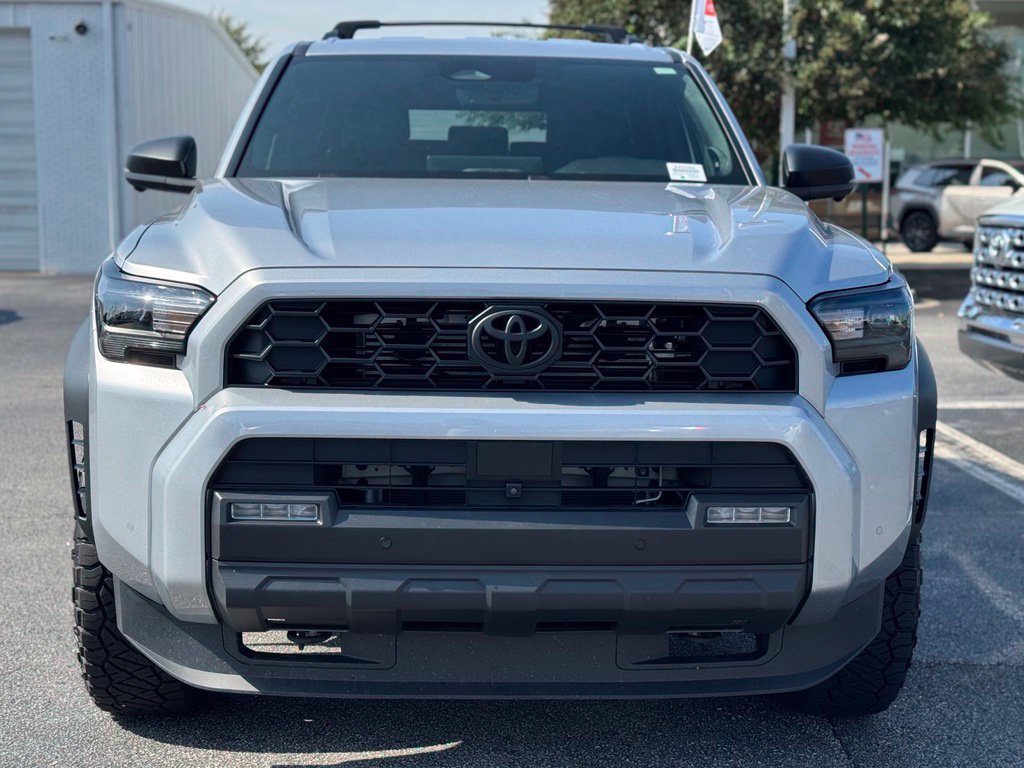 Used 2025 Toyota 4Runner TRD Off-Road Premium AWD/4WD image 4