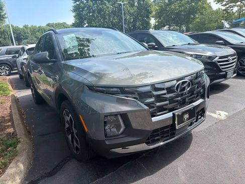 Used 2022 Hyundai Santa Cruz Limited w/ Launch Package AWD/4WD image 2