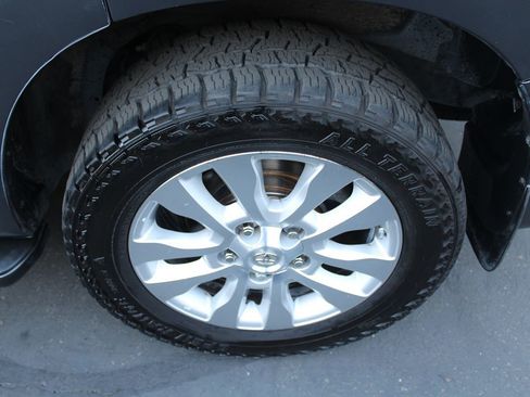 Used 2014 Toyota Sequoia Platinum AWD/4WD image 14