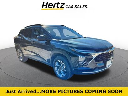 Used 2025 Chevrolet Trax LT