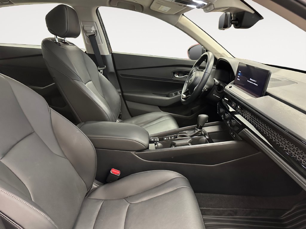 Used 2025 Honda Accord EX-L image 15