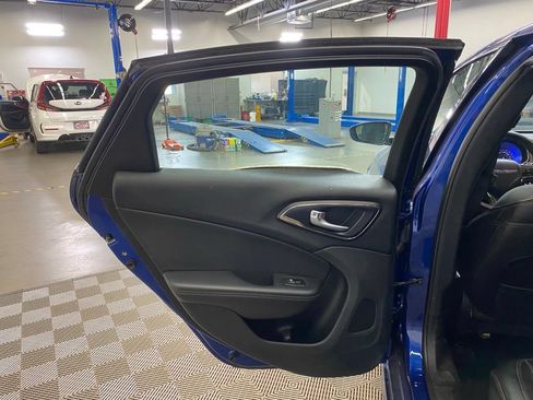 Used 2015 Chrysler 200 C w/ Navigation & Sound Group I FWD image 13