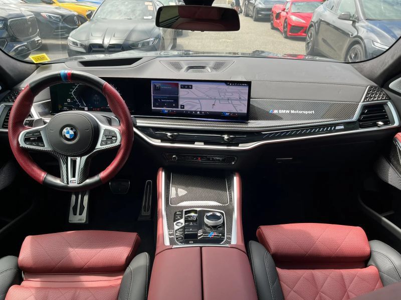 Used 2025 BMW X6 M60i AWD/4WD image 36