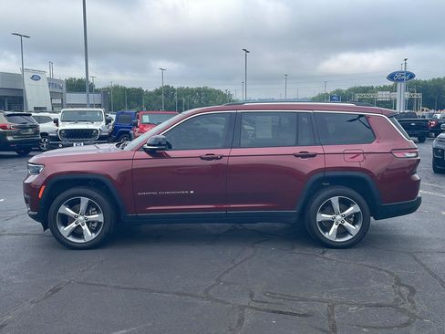 Used 2021 Jeep Grand Cherokee L Limited AWD/4WD image 2