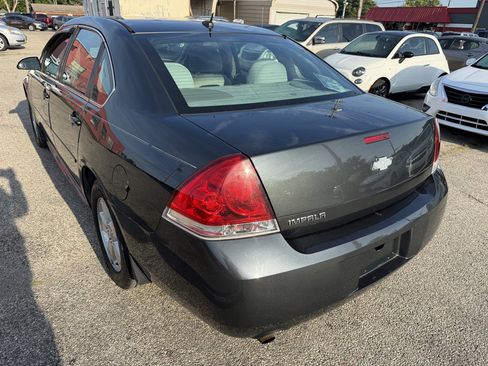Used 2013 Chevrolet Impala LS FWD image 4