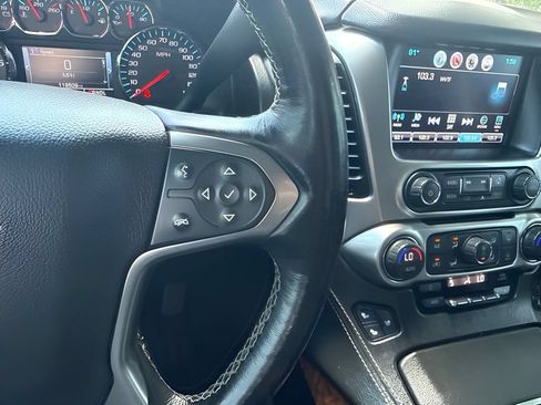 Used 2018 Chevrolet Tahoe Premier AWD/4WD image 19