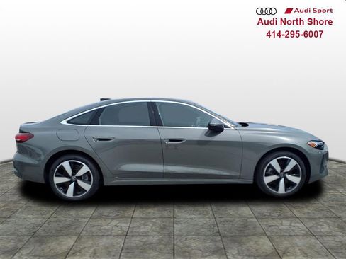 Used 2025 Audi A5 2.0T Premium Plus w/ Premium Plus AWD/4WD image 2