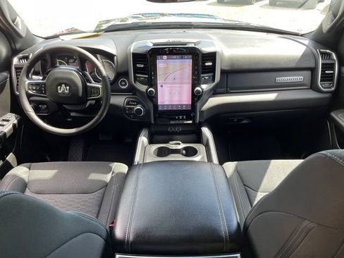 Used 2025 RAM 1500 Big Horn AWD/4WD image 21