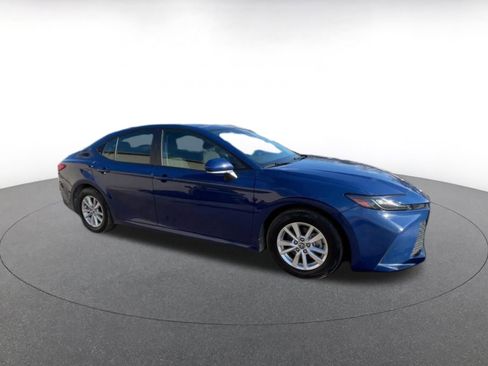 Used 2025 Toyota Camry LE image 2