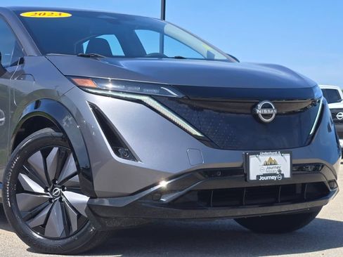 Used 2023 Nissan Ariya AWD image 2