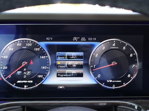 Certified 2021 Mercedes-Benz G 63 AMG 4MATIC image 32