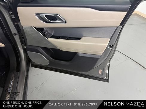 Used 2018 Land Rover Range Rover Velar R-Dynamic HSE AWD/4WD image 50