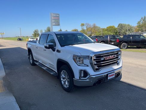 Used 2019 GMC Sierra 1500 SLT w/ SLT Premium Plus Package image 4