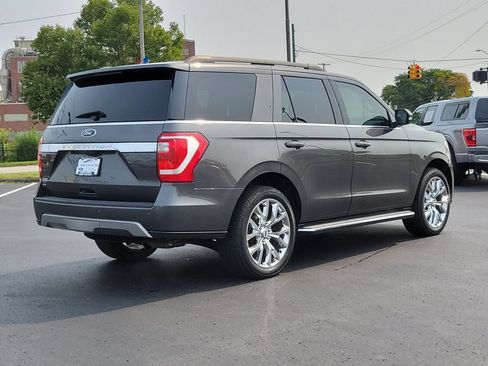 Used 2020 Ford Expedition XLT w/ Equipment Group 202A AWD/4WD image 3